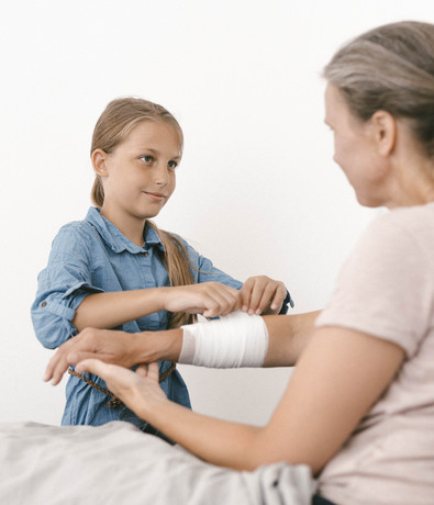 Johanniter: superhands - pflegende Kinder und Jugendliche