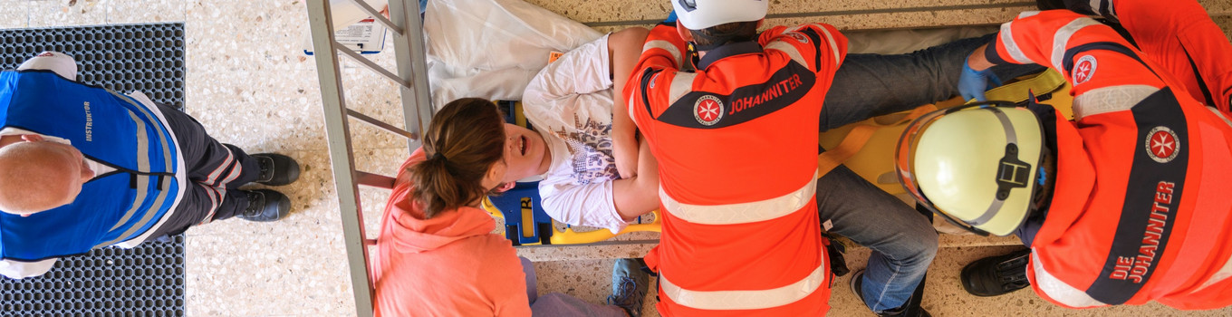 Schulsanis im Einsatz